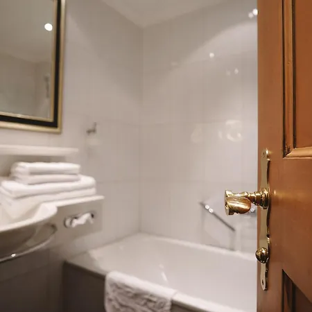 Acerina Superior فندق