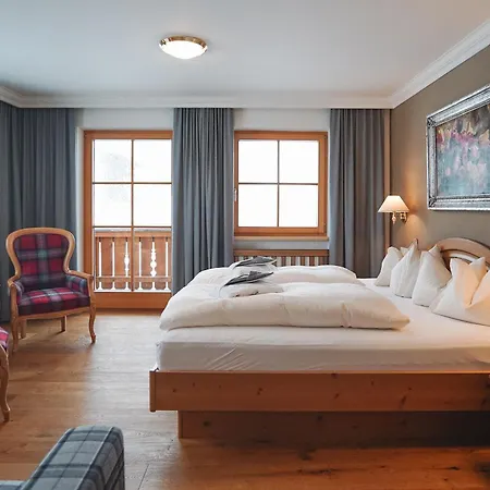 Acerina Superior Hotel