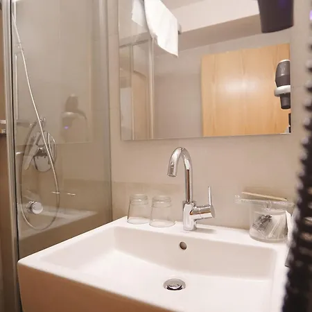 Hotel Acerina Superior 3*