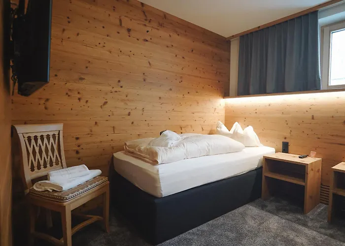 Acerina Superior ホテル